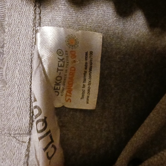 HIGH LIFE FARMS hoodie & NEW HAT - Picture 4 of 8